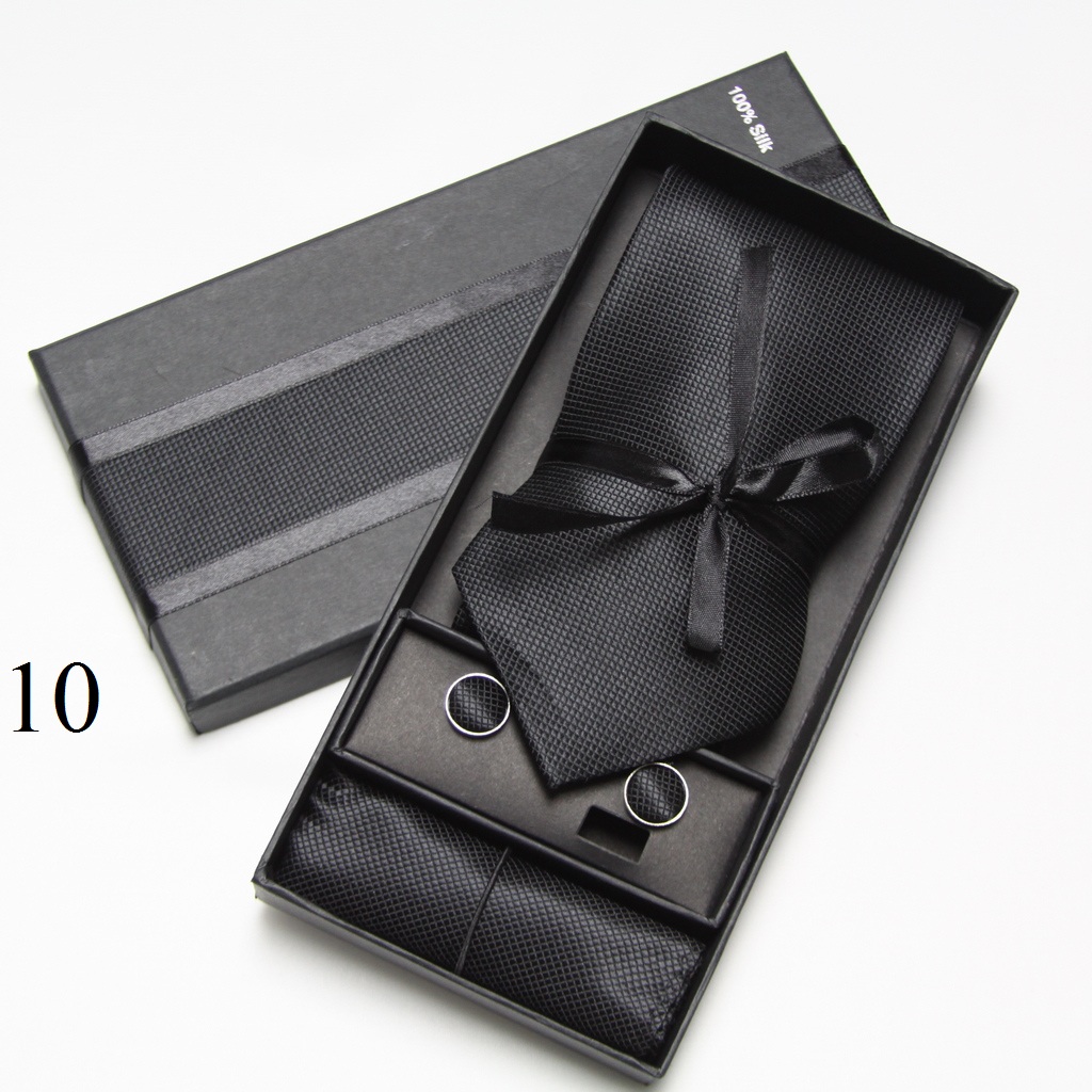 ชุดเซ็ตเนคไท ผ้าเช็ดหน้า และกร - Neck Tie Set Box บทวิจารณ์และราคา